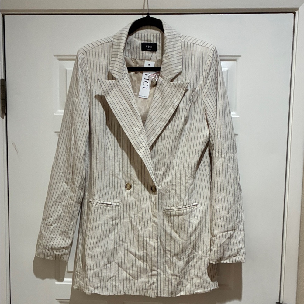 Vici Cream/ black pinstripe linen blend Blazer